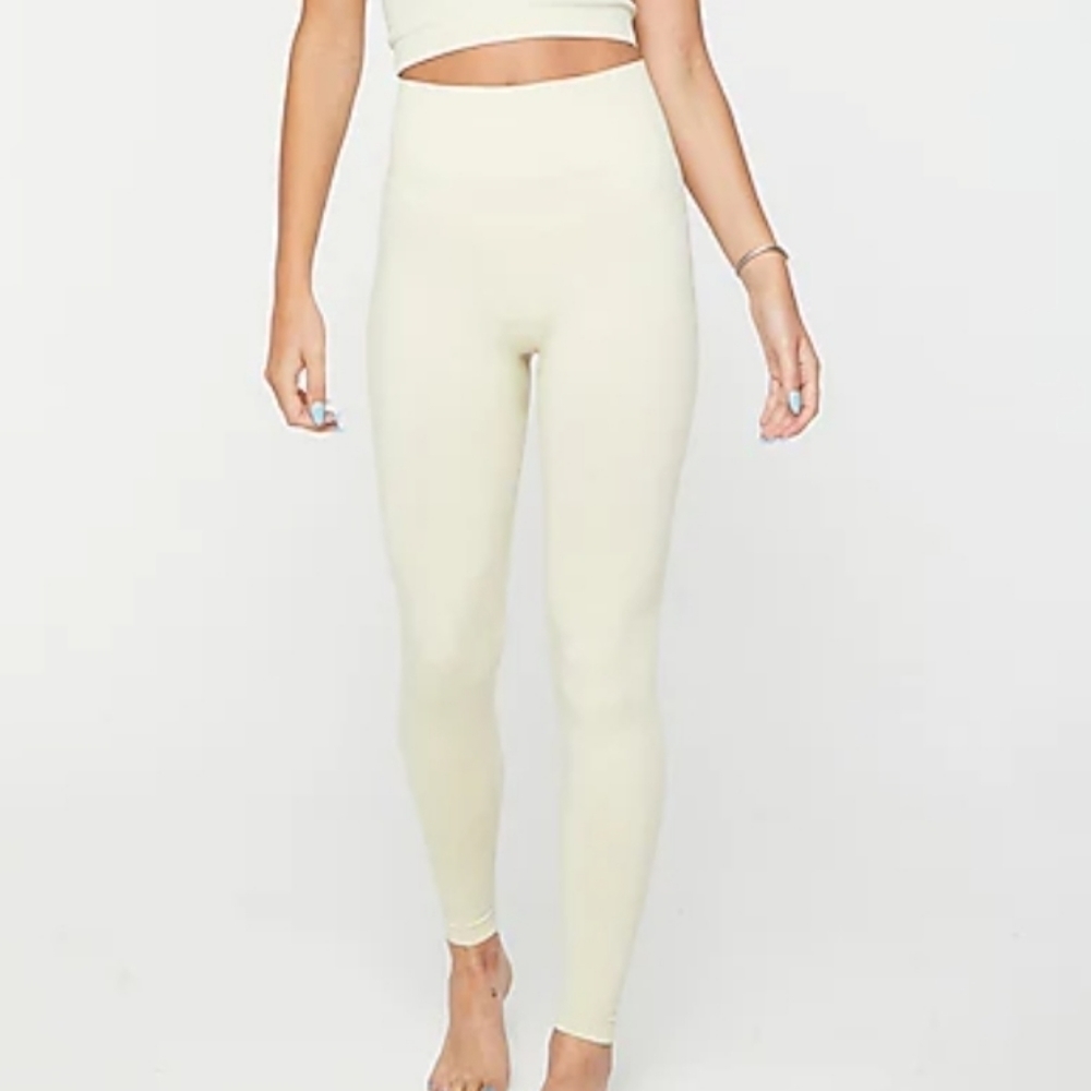 Cream knit leggings